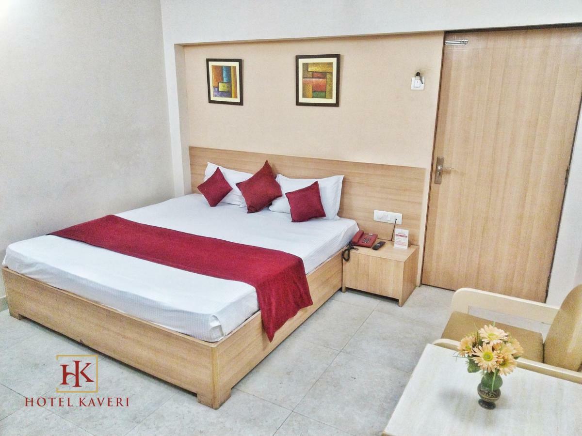 Hotel Kaveri Prayagraj Esterno foto